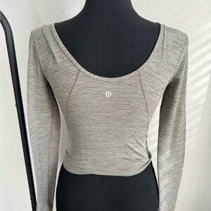Lululemon align long sleeve top. Grey size 4